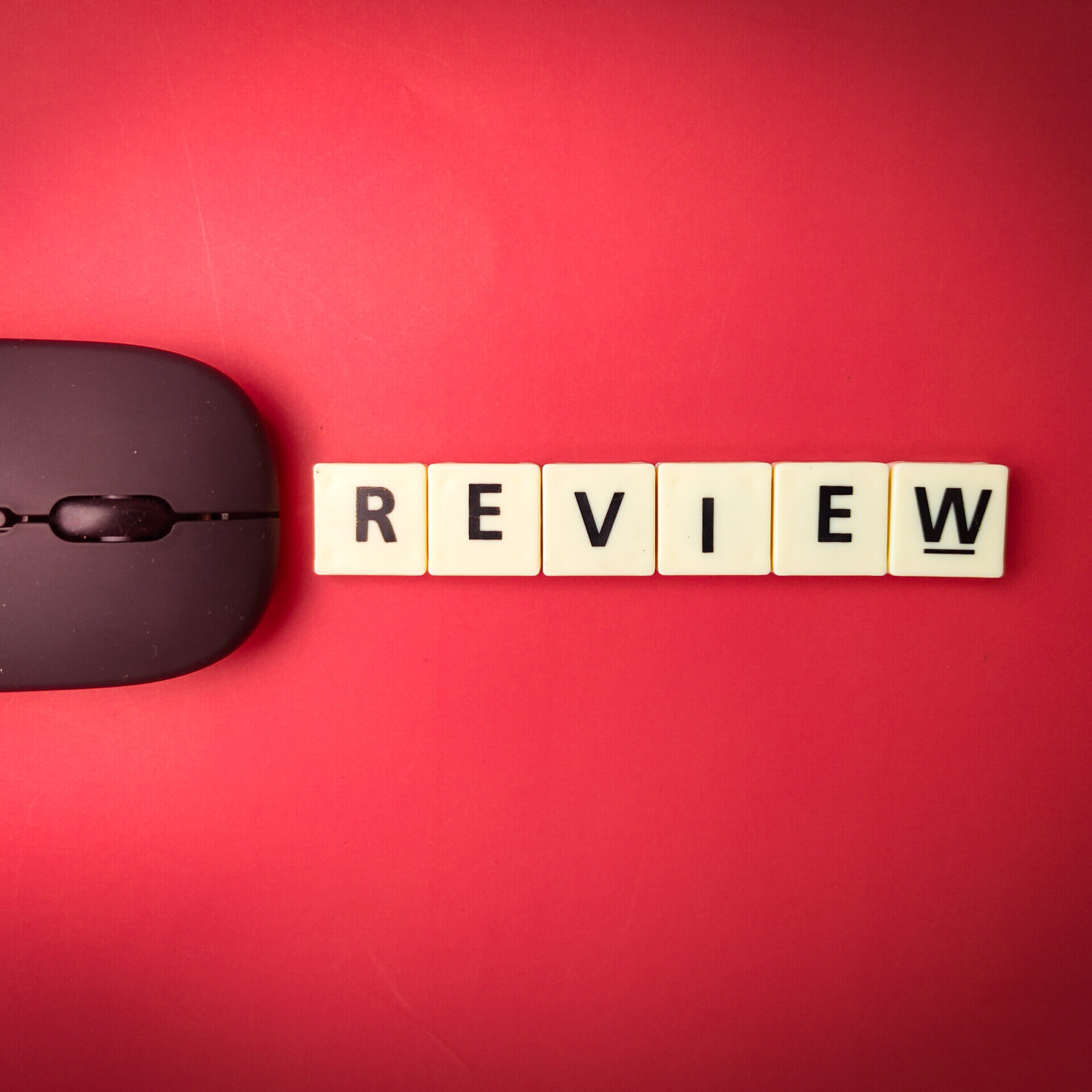 BambooHR review concept with a wireless mouse and the word 